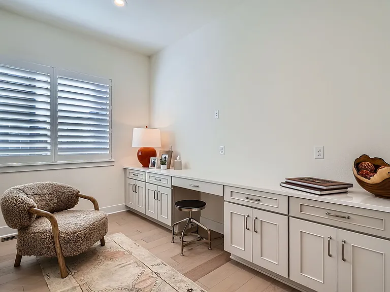 805 Promenade Dr — Photo 10
