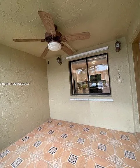 321 Lakeview Dr #105 — Photo 7