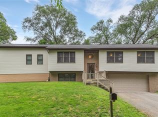 811 4th St, North Versailles, PA
