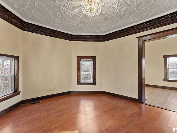 8th image of this home