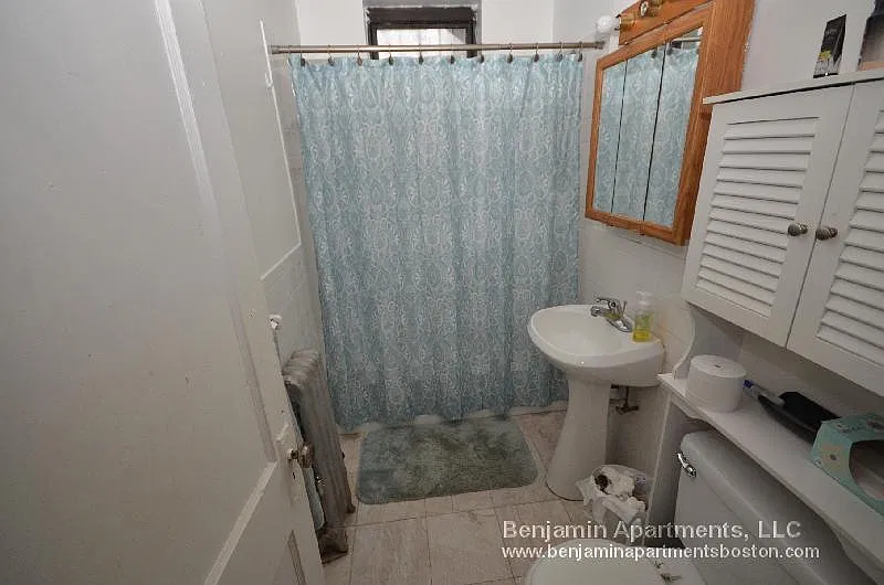 17 Cummings Rd — Photo 2