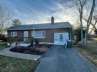 244 Crescent Ln, Monroe, VA 24574
