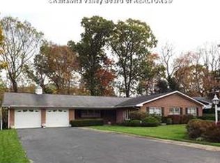 1405 Nottingham Rd, Charleston, WV 25314