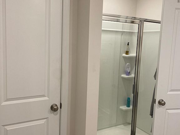 3rd image of 1105 Gracie Ln