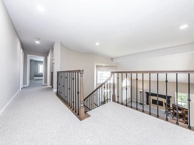 2871 N Roxbury St — Photo 17