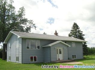 36394 Oasis Rd, Lindstrom, MN 55045