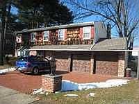 1st image of 220 Garden Pl