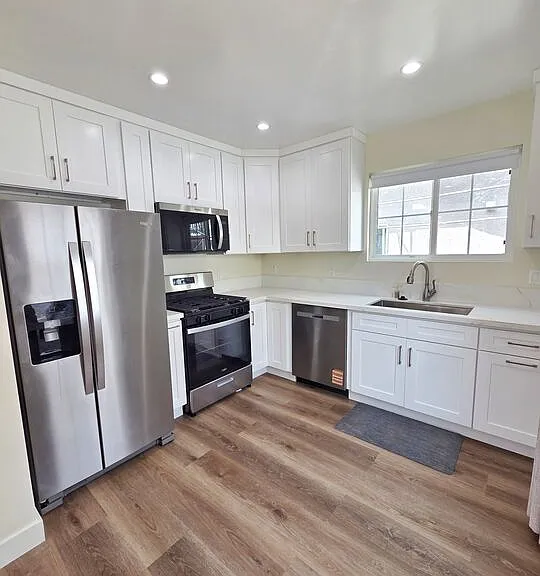 1165 Stanford St #1 — Photo 1