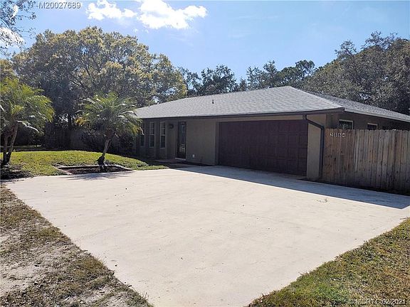 3rd image of 2864 SW Boatramp Ave