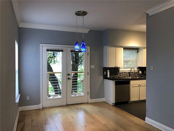 4th image of 1806 Ramona Cir