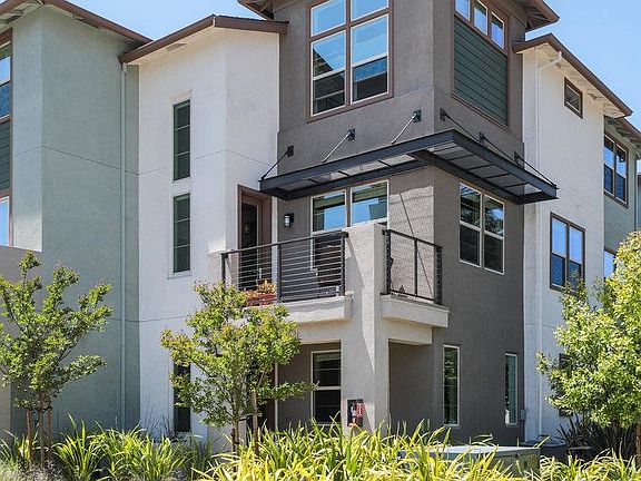 2nd image of 2970 Kaiser Dr