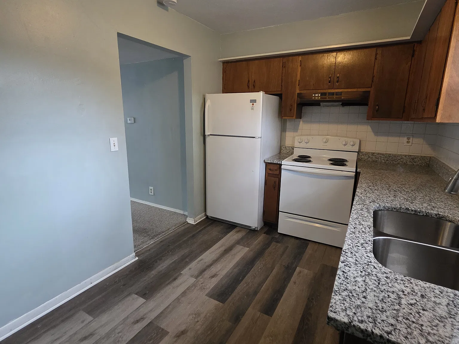 450 Grandview Ter — Photo 4