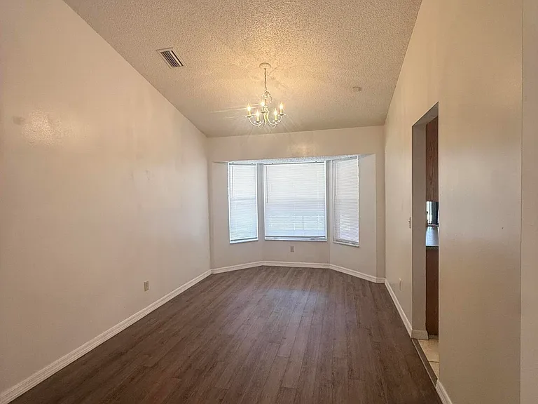 1660 Wake Forest Rd NW — Photo 12