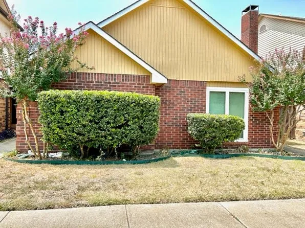 1017 Wakefield Dr, Garland, TX 75040