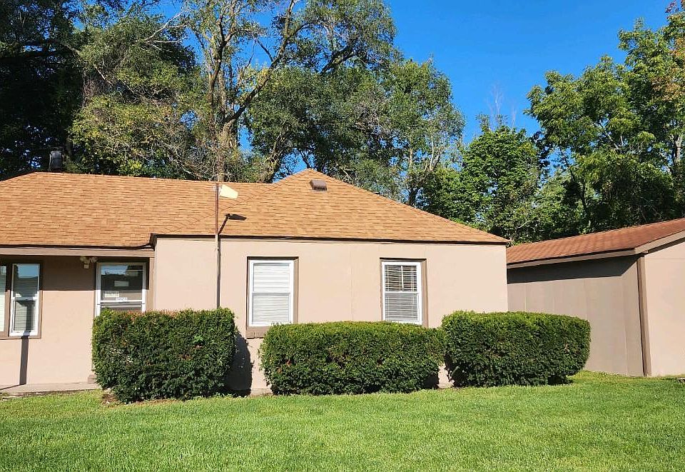 1st image of 39096 N Evergreen Ave