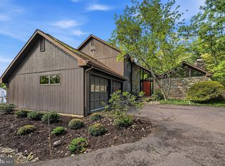 1725 N Adams St, Pottstown, PA 19464