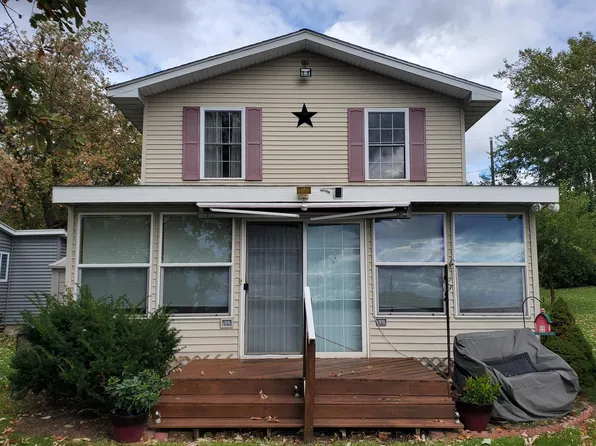 285 Waffle Dr, Coldwater, MI 49036