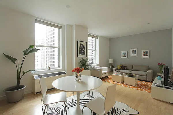 Rented by City Connections Realty | media 1