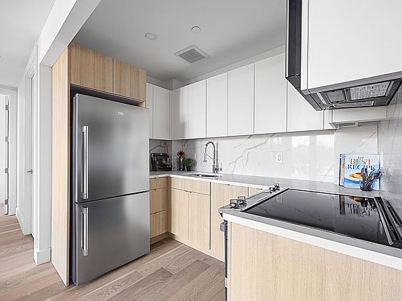 5th image of 1173 Rogers Ave APT 6B