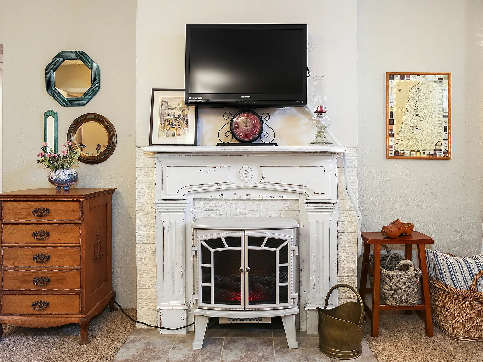 2 bed, 1000 sqft, $3,000 — Photo 2