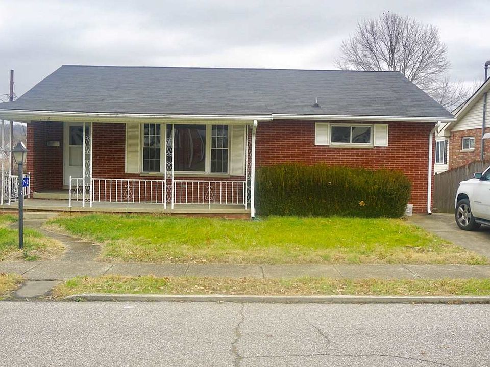 1st image of 742 Shaw St