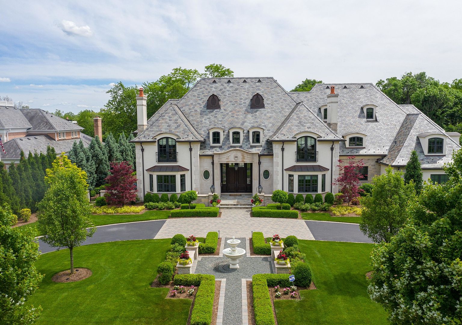 208 E 8th St, Hinsdale, IL 60521 | Zillow