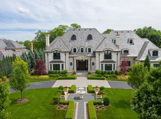 208 E 8th St, Hinsdale, IL