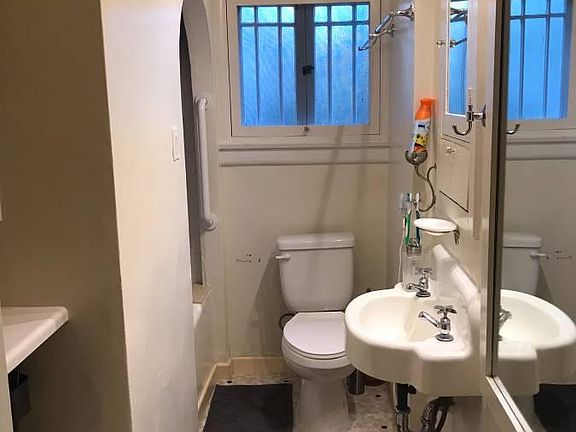 4th image of 4127 Ibis St