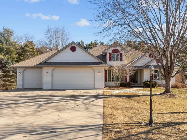 N3576 Sunrise Ct, New London, WI 54961
