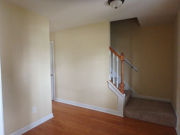 3rd image of 107 Cypress Bay Dr
