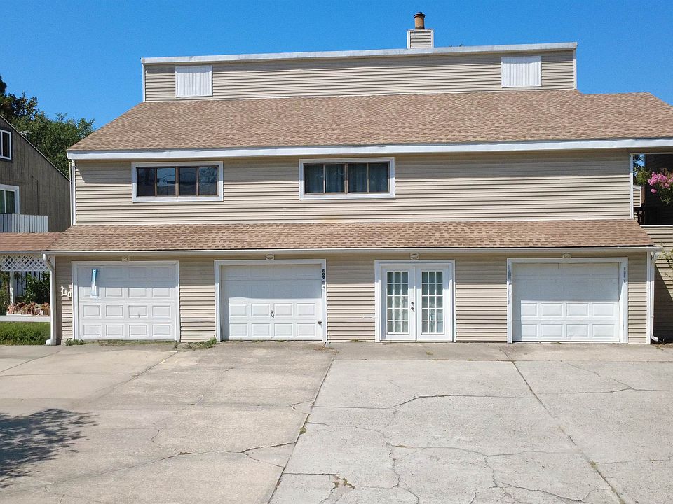 1st image of 809 66th Ave. N #D