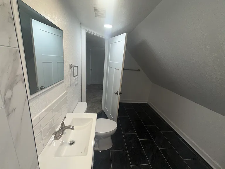 4123 Woodland Ave — Photo 12