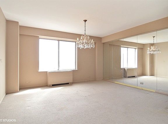 4th image of 7033 N Kedzie Ave APT 1401