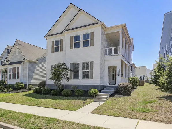 522 Spring Hollow Dr, Charleston, SC 29492