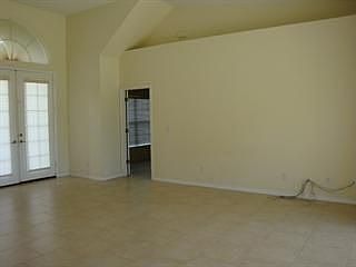 5th image of 1741 Wilson Blvd N
