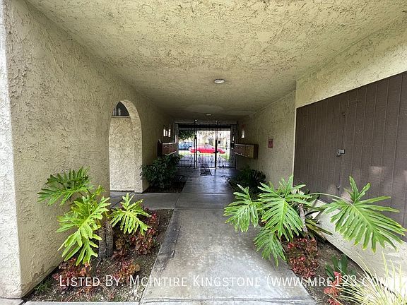 4th image of 3108 Vineland Ave APT 111