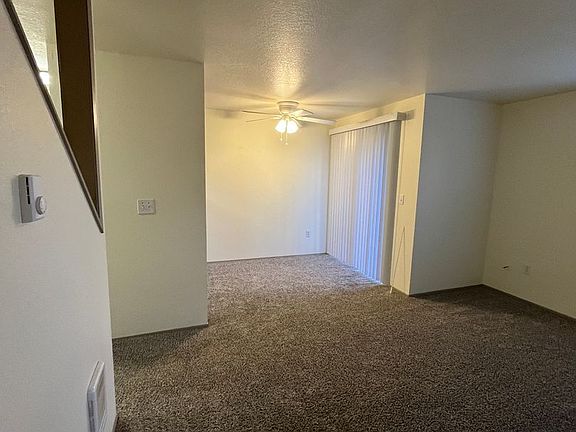 4th image of 2768 NE Mesa Ct APT 3