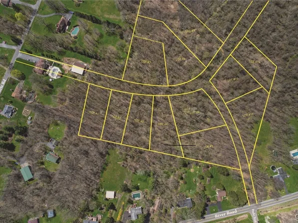 7715 River Rd, Baldwinsville, NY 13027