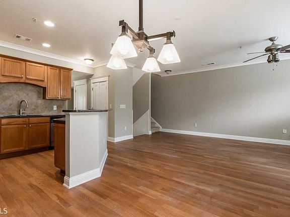 5th image of 655 Mead St SE Unit 94