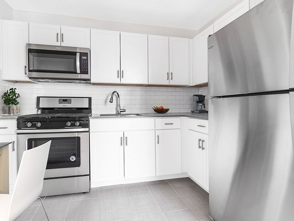 1st image of 3333 Broadway APT C17h