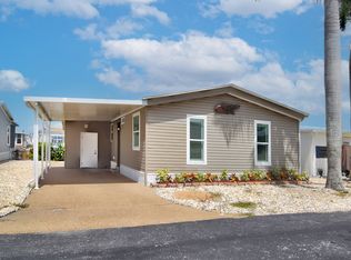 3103 Harpoon Ln, Saint James City, FL 33956