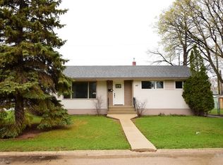40 Cascade Bay #40, Winnipeg, MB R2J1W1