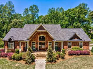 8820 Lula Rd, Gainesville, GA 30506