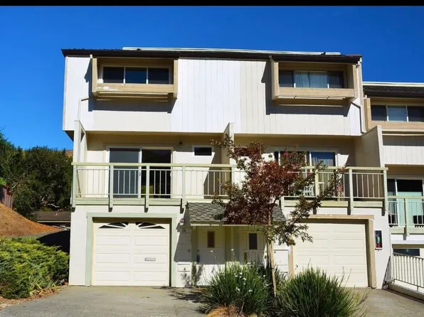 24 Aries Ln, Novato, CA 94947