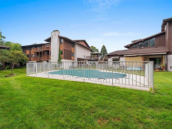 3rd image of 2686 Humboldt Rd APT 10