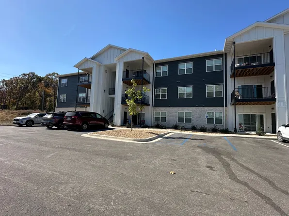 750 Windsor Ct #205, Branson, MO 65616