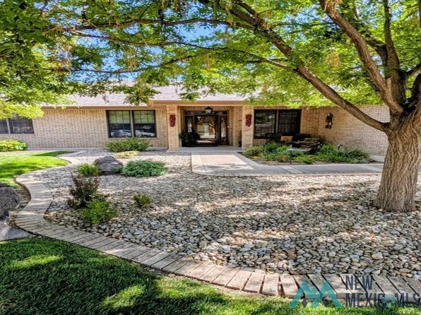 4 Red Sky Ln, Roswell, NM 88201