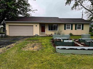 39 E Linn Rd, Bluffton, IN 46714