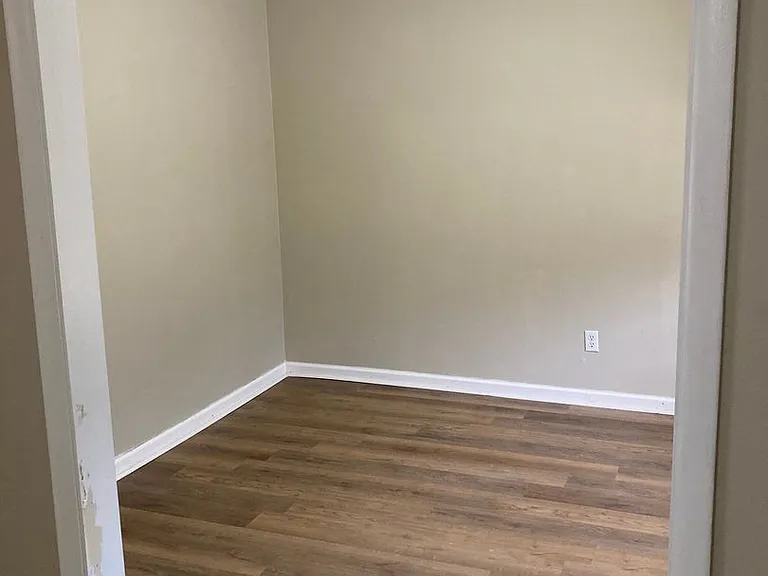 311 Dixie Dr — Photo 18