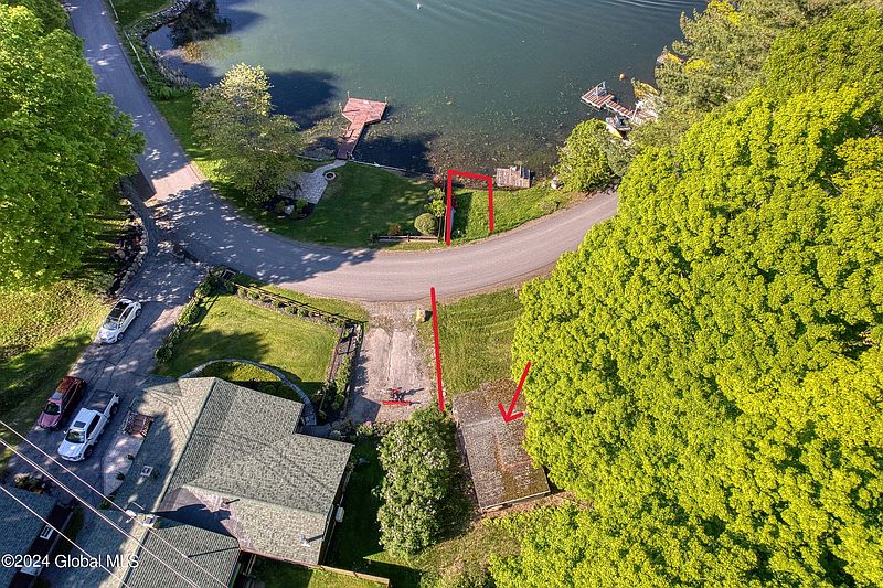 5th image of 309 Miller Road